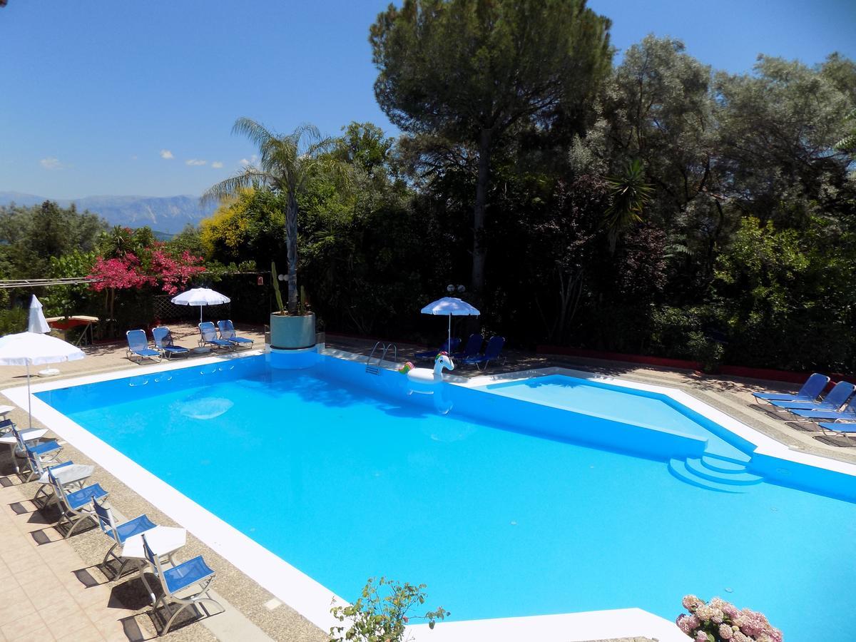 Lefkas Blue Hotel Nikiana Esterno foto