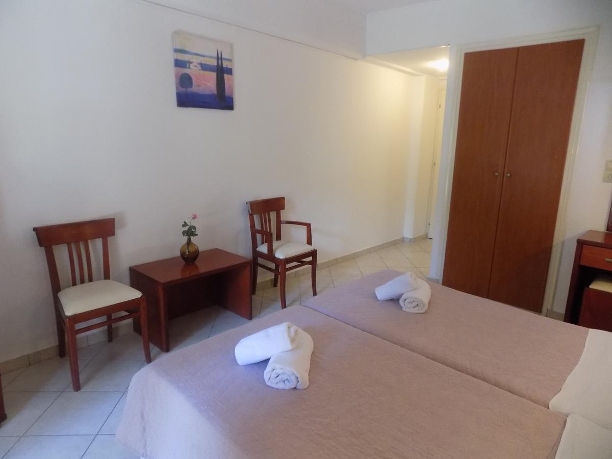 Lefkas Blue Hotel Nikiana Esterno foto